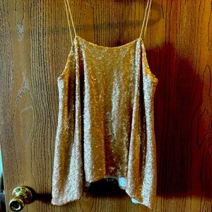 Super pretty rose gold top